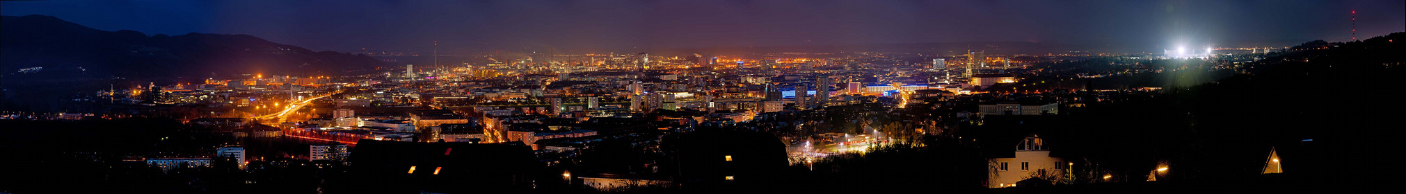 Linz photographed from Bachlberg